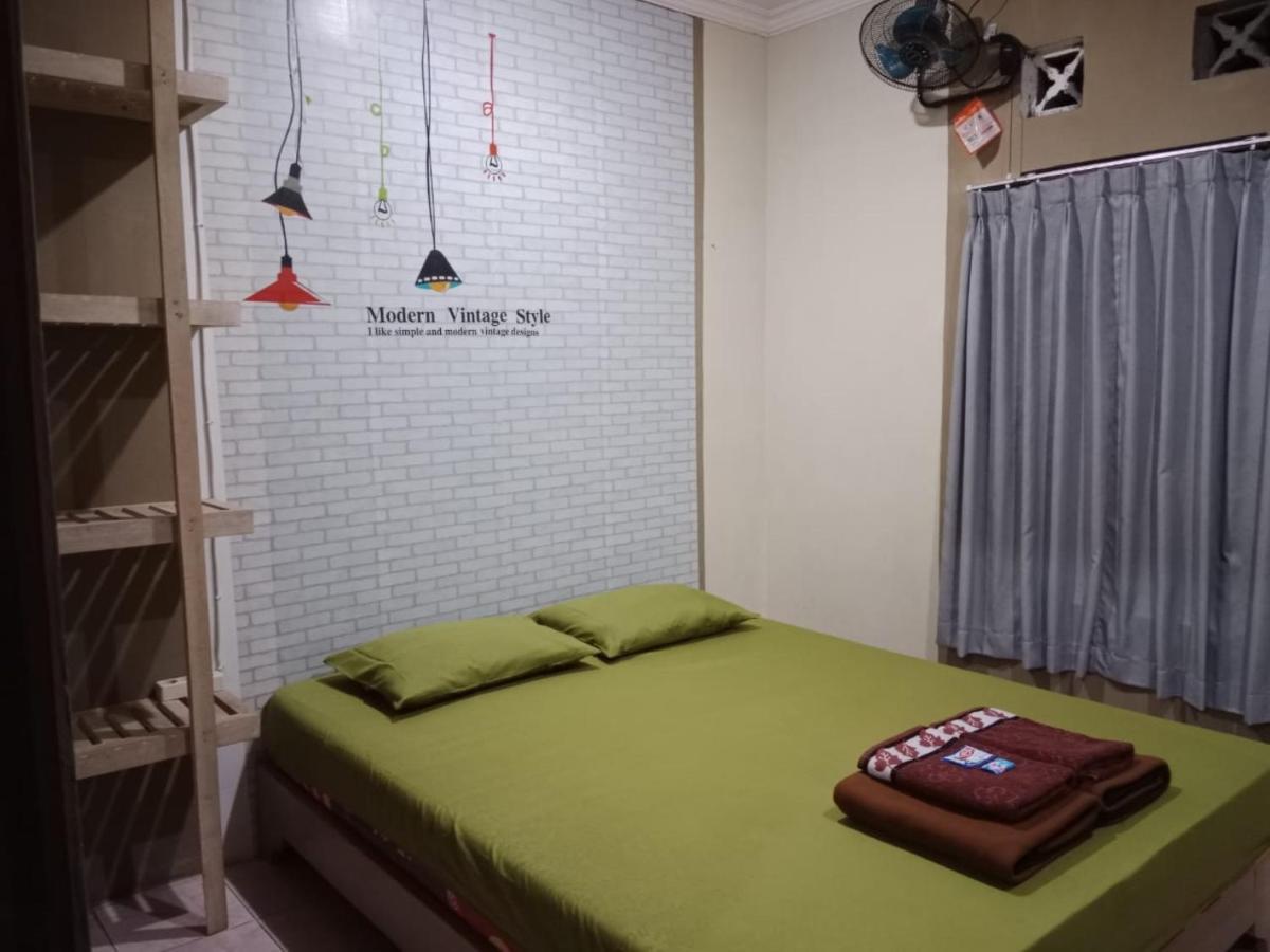 Penginapan Rudi Syariah Bantul Exterior foto